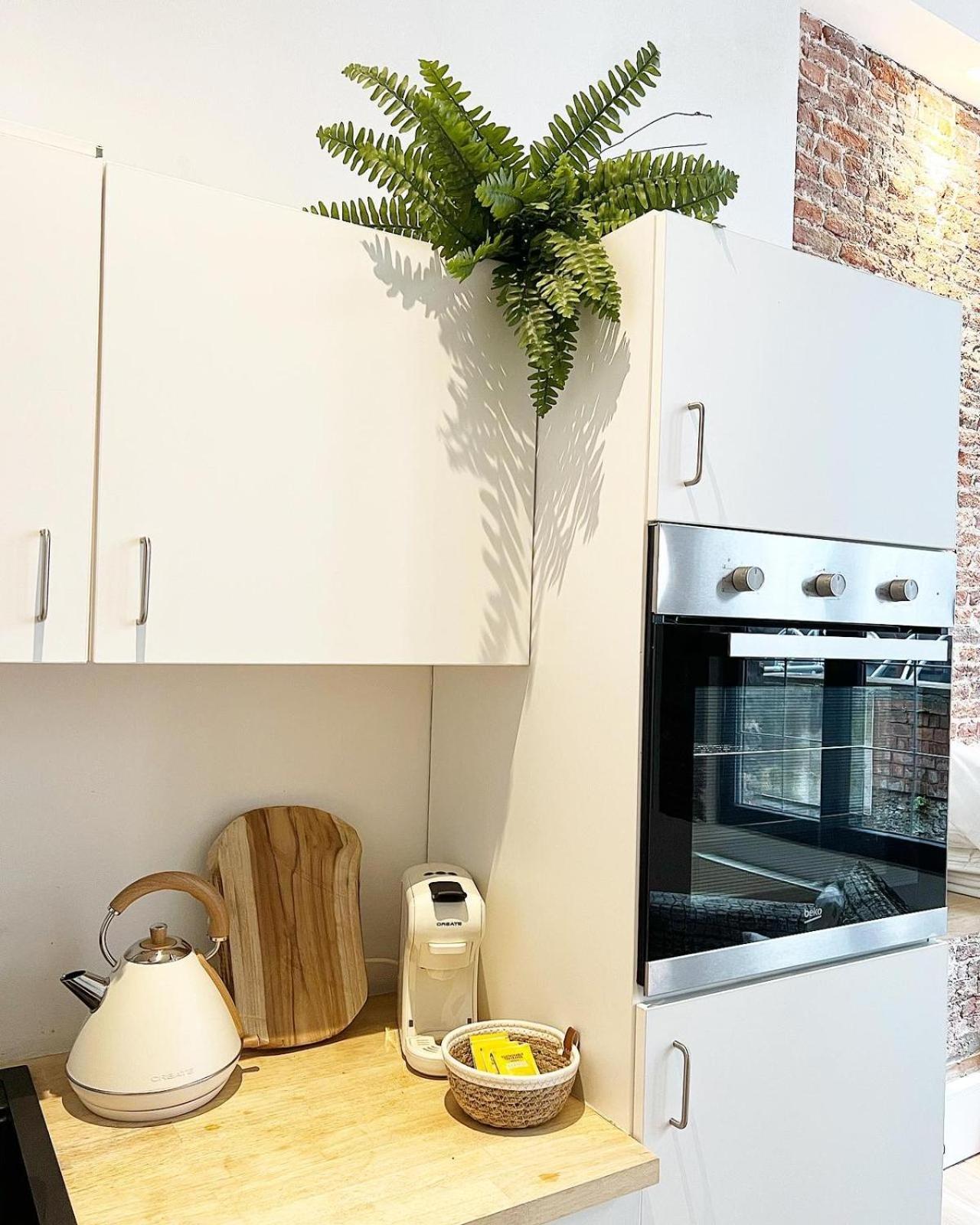 Appartement New Spacious Boutique Apartment's In The Center Of *