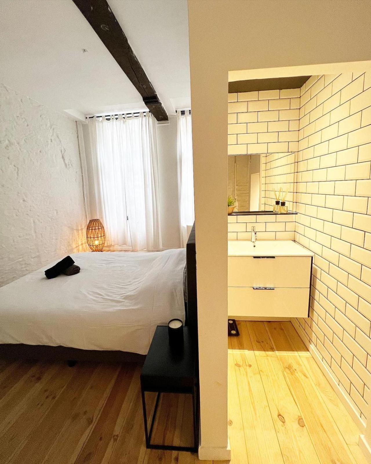 Appartement New Spacious Boutique Apartment's In The Center Of